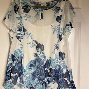 Gorgeous top for spring!